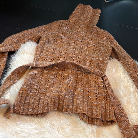 Lucky Brand Wooden Button Cardigan - Picture 10 of 10